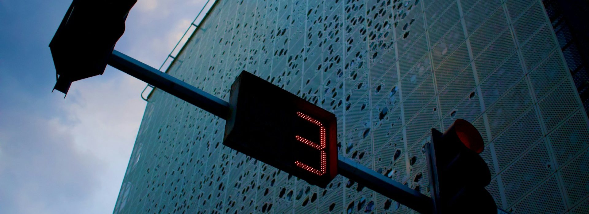 Feu rouge, n° 3